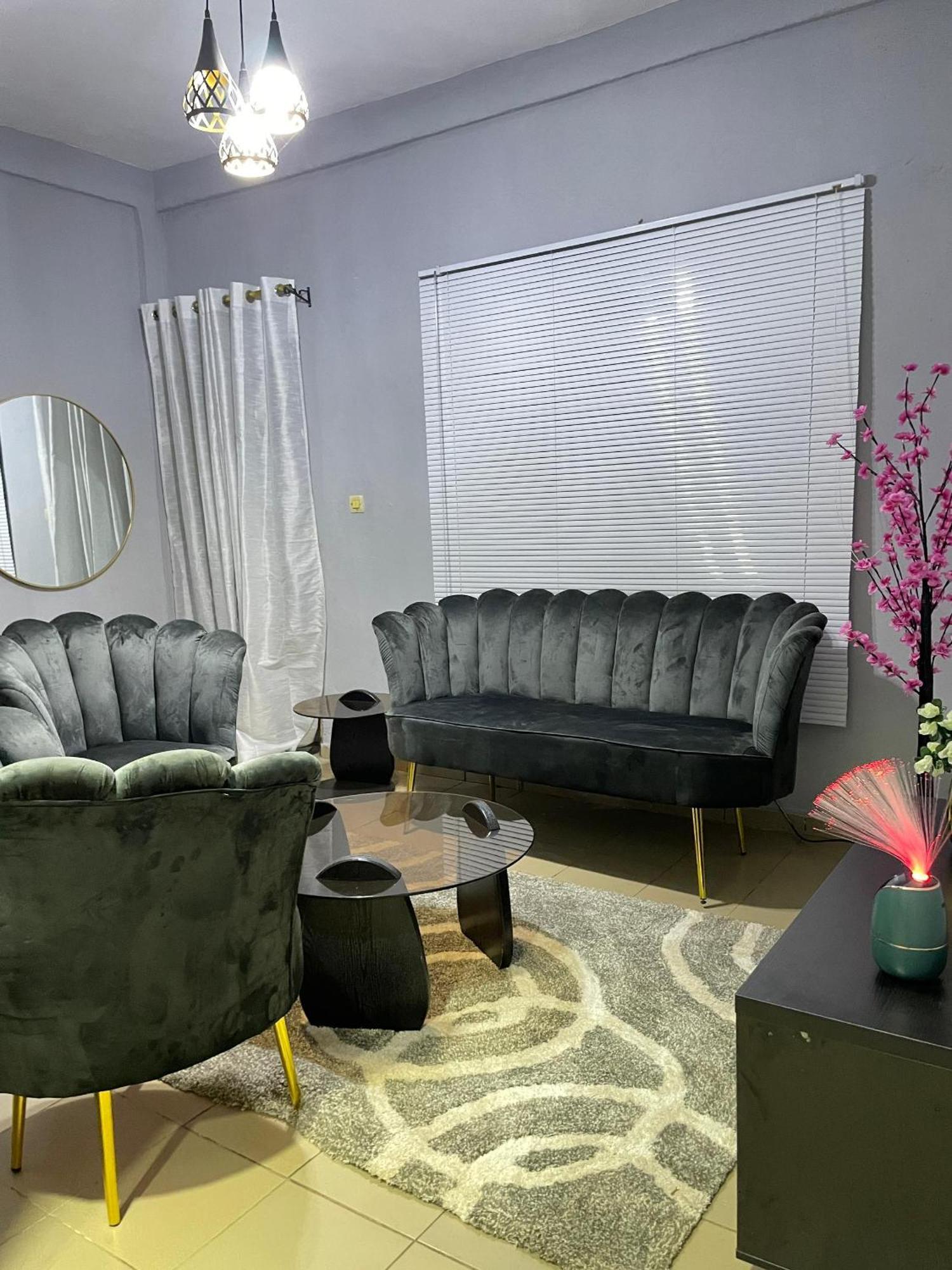 Ecolinkshouse Villa Yaounde Bagian luar foto