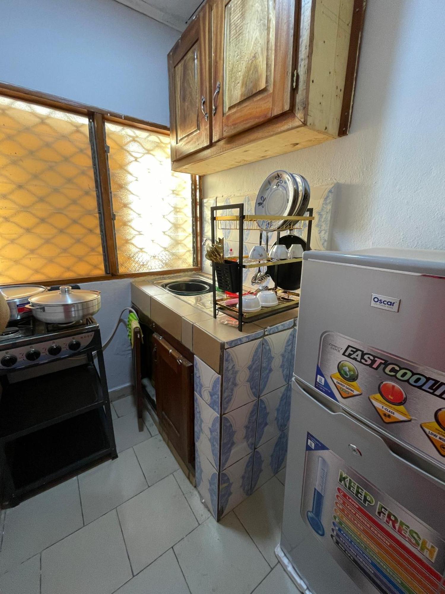 Ecolinkshouse Villa Yaounde Bagian luar foto